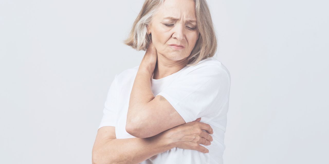 Douleurs articulaires à la ménopause : quelles causes ?